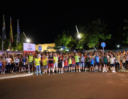 500 personas disfrutaron de a marcha nocturna a Magacela
