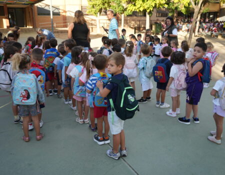 Comienza el curso escolar con más de 3.700 alumnos en los siete colegios y tres institutos de la ciudad