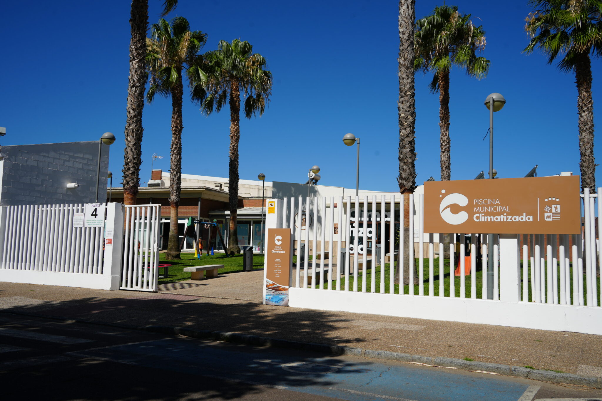 El miércoles 7 finaliza el plazo para poder optar a la gestión de la cafetería de la piscina climatizada