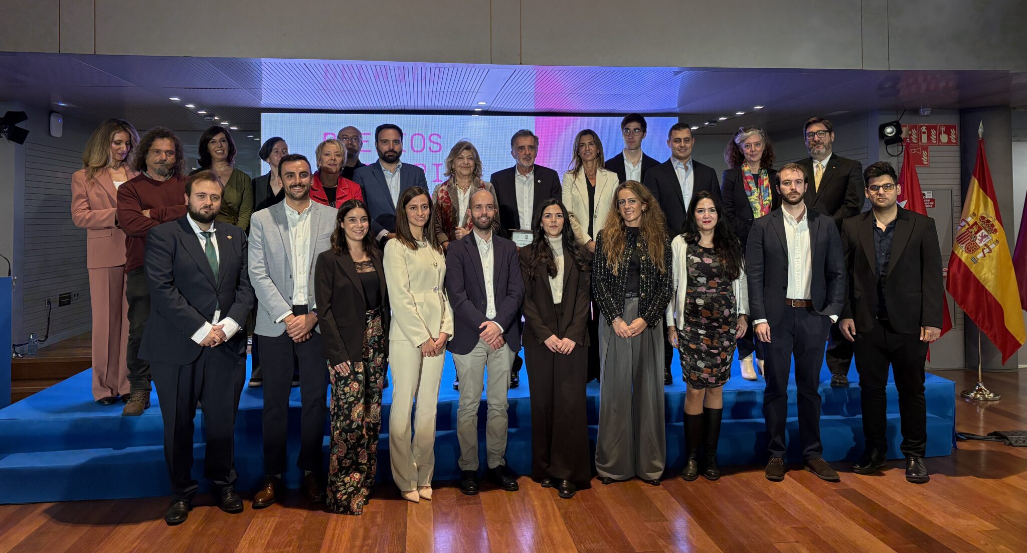 Laura Lozano Chamizo recibe uno de los “Premios de investigación científica y desarrollo tecnológico, Margarita Salas”